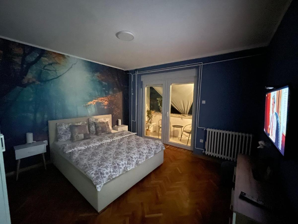 Apartman Avenia โนวีซาด ภายนอก รูปภาพ