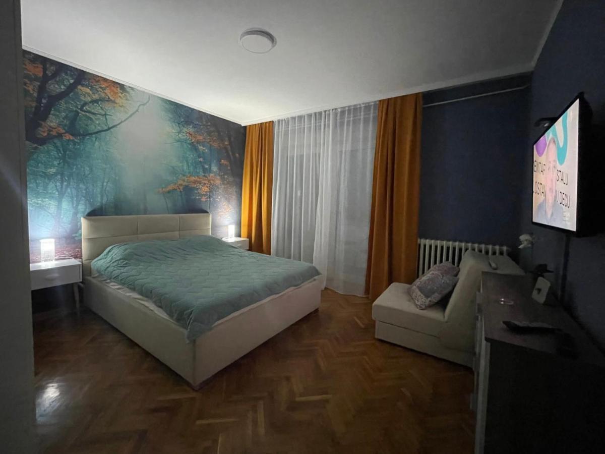 Apartman Avenia โนวีซาด ภายนอก รูปภาพ