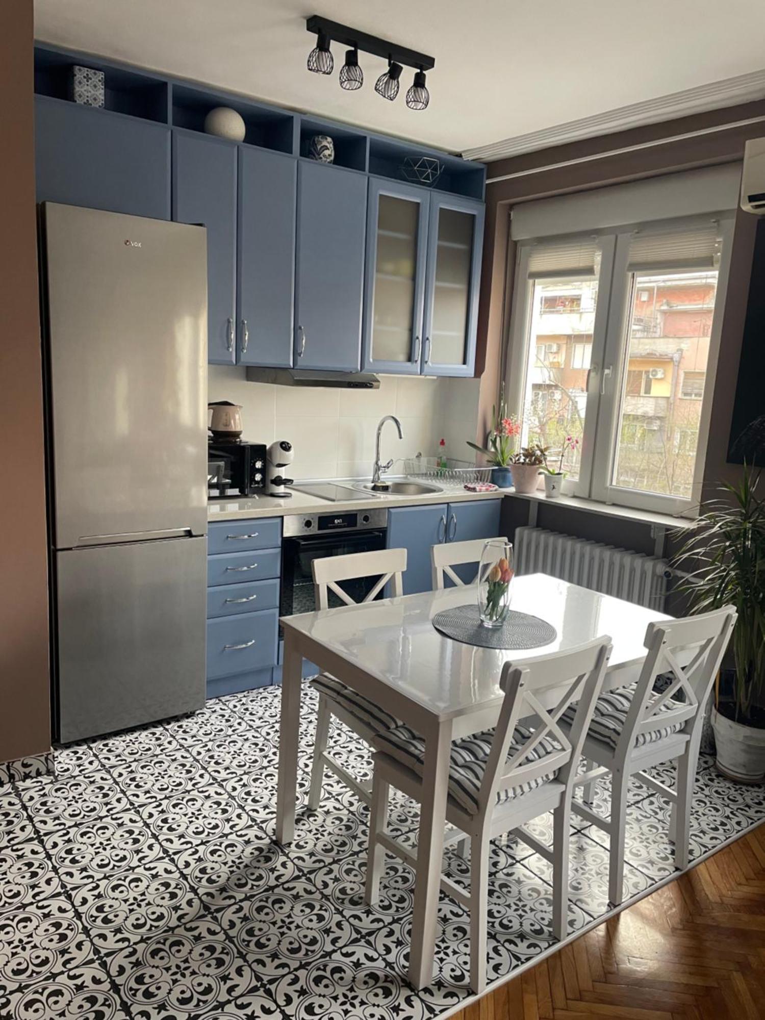 Apartman Avenia โนวีซาด ภายนอก รูปภาพ
