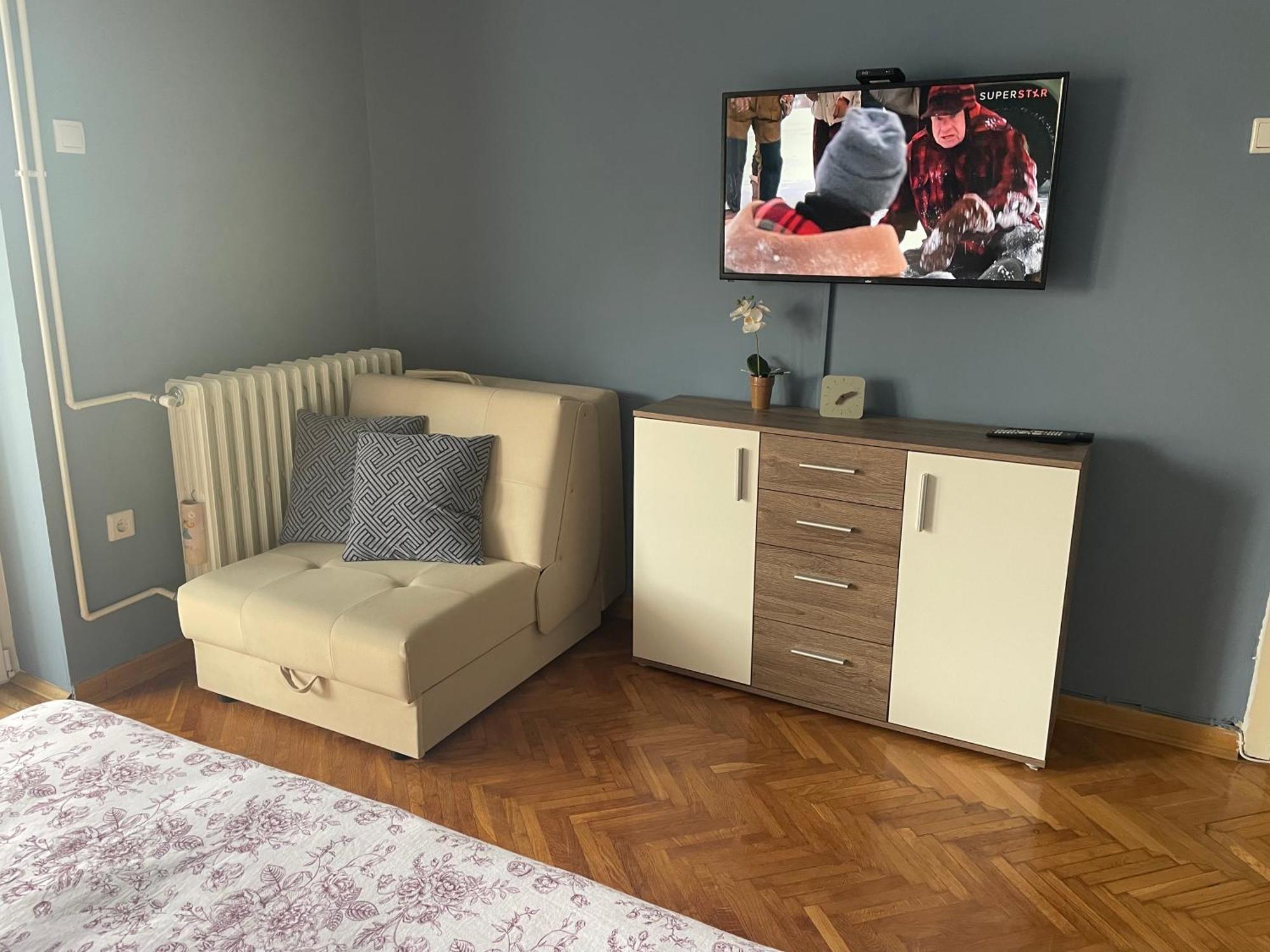Apartman Avenia โนวีซาด ภายนอก รูปภาพ