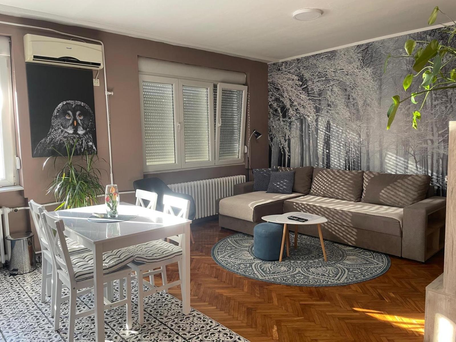 Apartman Avenia โนวีซาด ภายนอก รูปภาพ